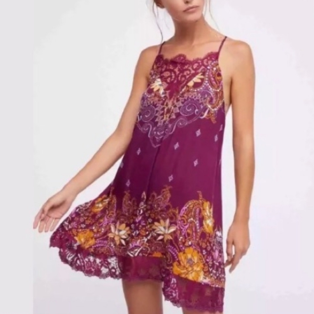 Free People Who's Sorry Now Printed Mini Slip Dress Sleeveless Lace Wine Sm NWT - Picture 9 of 15